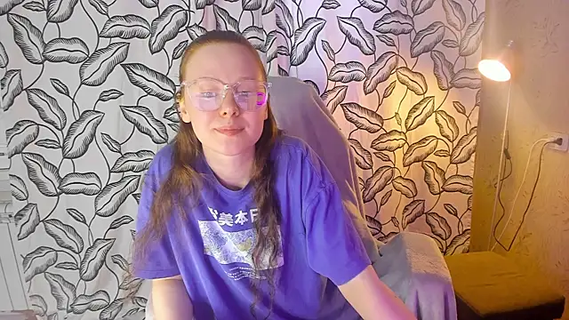 NikiCozy online show from June 4, 2:27 am