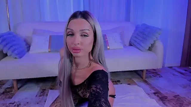 ArianaXO  online show from July 26, 5:03 am