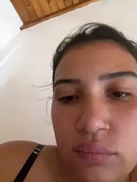 miicbebita online show from March 31, 4:20 pm