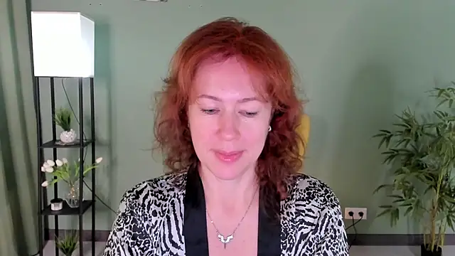 LeticiaRomano online show from July 6, 4:08 am