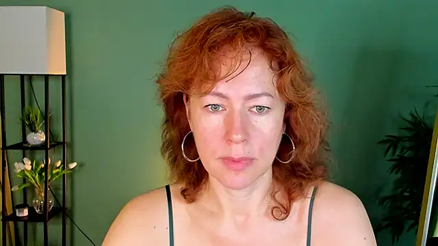 LeticiaRomano online show from June 27, 4:07 am