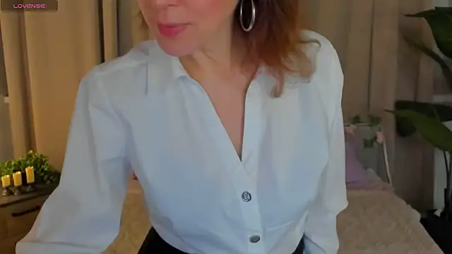 LeticiaRomano online show from April 18, 3:53 am