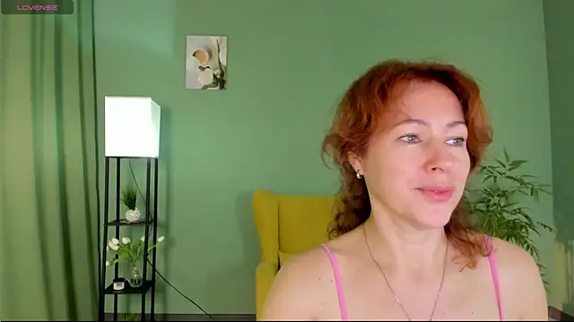 LeticiaRomano online show from July 4, 3:57 am