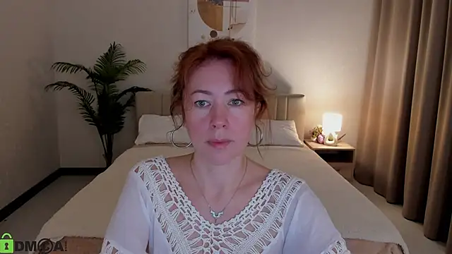 LeticiaRomano online show from May 24, 4:01 am