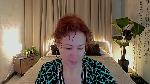LeticiaRomano online show from April 12, 4:05 am