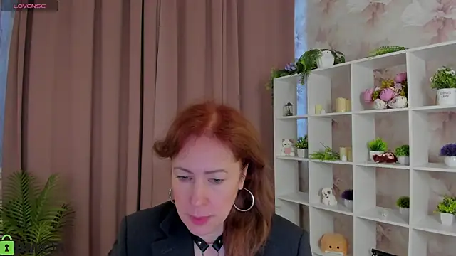 LeticiaRomano online show from April 23, 4:08 am