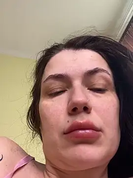 Cutee Erika online show from May 13, 10:33 am