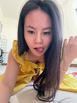 luoli-b online show from March 12, 7:23 am