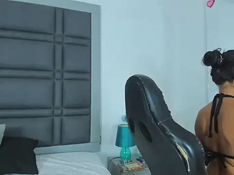 AmaranttayLunay online show from March 14, 7:20 pm