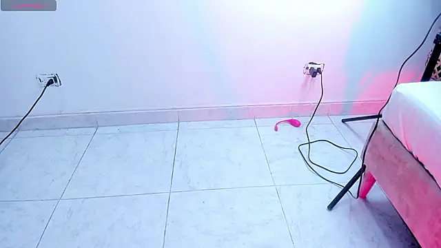 AgathaSavage online show from April 9, 2:35 am