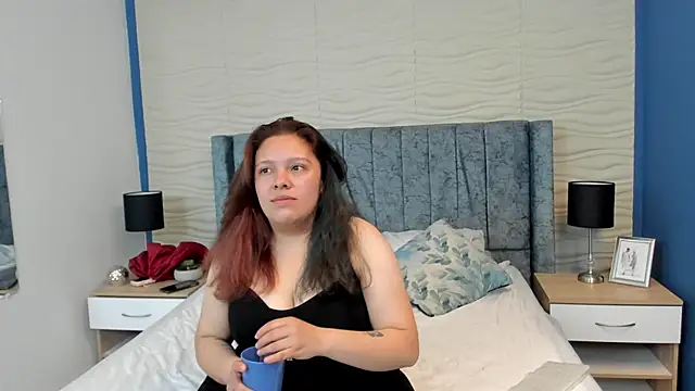 Chloe Deker online show from March 11, 12:43 pm