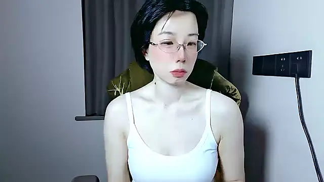 lin lin 520 520 online show from May 19, 4:25 pm
