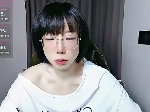 lin lin 520 520 online show from April 7, 7:10 am