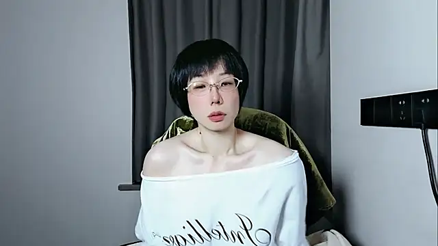 lin lin 520 520 online show from April 30, 4:36 pm