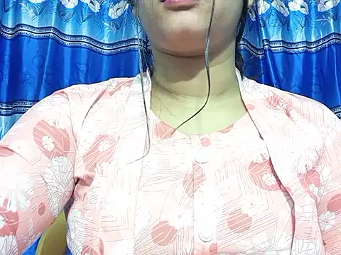 Emma 4433 online show from March 13, 5:40 pm