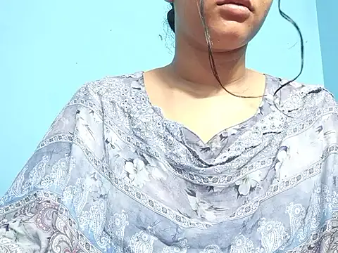 Emma 4433 online show from April 19, 5:14 pm