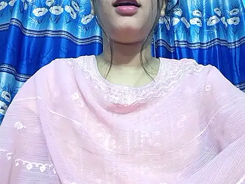 Emma 4433 online show from March 14, 4:35 pm