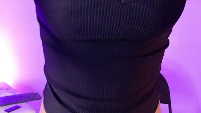 CathMeow  online show from April 10, 10:28 pm