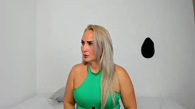 sweet flower yb online show from March 19, 9:26 pm