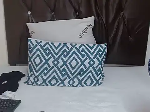 Thickleex22 online show from March 12, 7:23 am