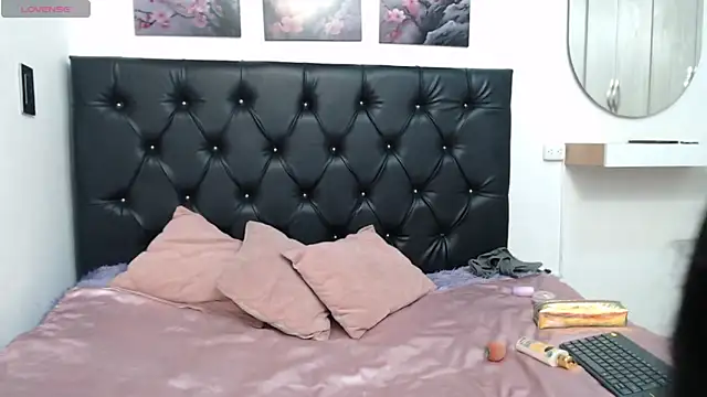 Tamar4 f00x online show from April 14, 4:45 pm