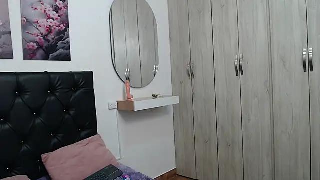 Tamar4 f00x online show from April 18, 1:02 pm