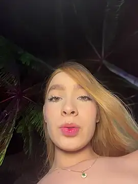 Isabella gaviria online show from March 18, 1:20 am