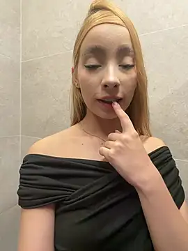 Isabella gaviria online show from April 3, 1:34 am