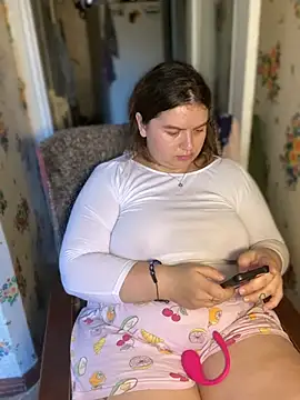 Nenssy555 online show from July 13, 2:49 pm