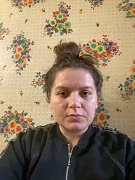 Nenssy555 online show from March 18, 1:13 pm