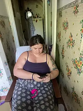 Nenssy555 online show from July 15, 1:18 pm