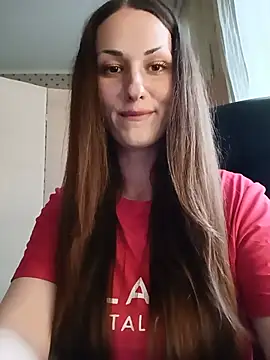 LunaCrystall online show from May 14, 4:15 pm