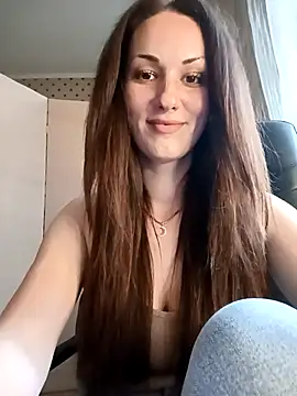 LunaCrystall online show from May 9, 4:21 pm