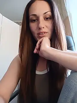 LunaCrystall online show from June 17, 3:55 pm