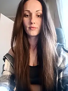 LunaCrystall online show from April 14, 4:12 pm