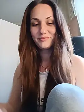 LunaCrystall online show from May 19, 3:41 pm