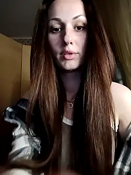 LunaCrystall online show from April 19, 6:21 pm
