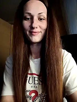 LunaCrystall online show from March 29, 4:30 pm