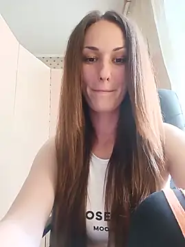 LunaCrystall online show from May 28, 2:12 pm