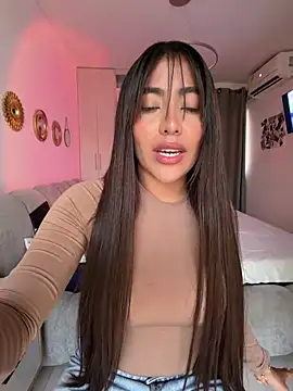 SaraValentina11 online show from March 25, 4:28 pm