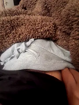 Ang3l 19 online show from April 12, 5:05 pm