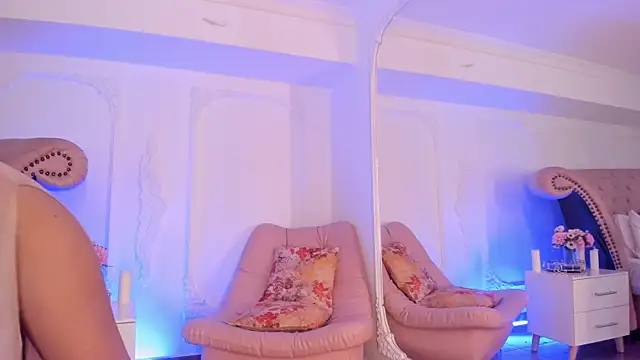 LucianaBlanco  online show from March 26, 9:56 pm