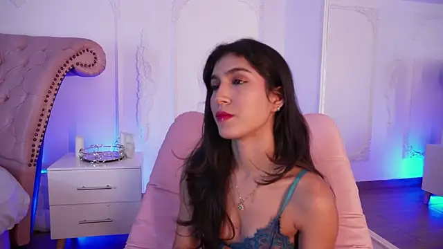 LucianaBlanco  online show from July 5, 3:41 pm