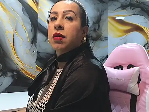 alis milf online show from March 11, 11:15 am