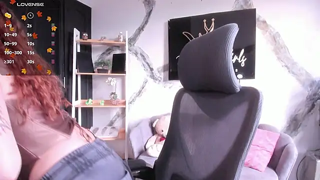 AphroditeSweett online show from April 1, 9:56 pm