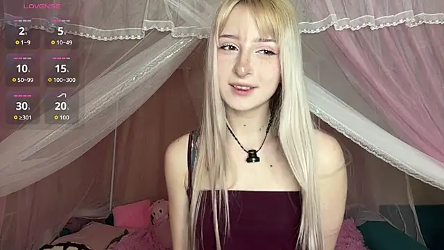 OnlyEva1 online show from May 1, 8:08 am