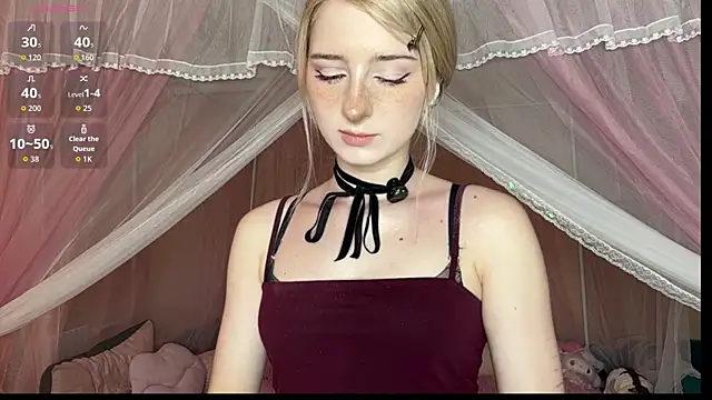 OnlyEva1 online show from August 1, 11:30 am