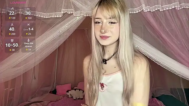 OnlyEva1 online show from May 2, 8:19 am