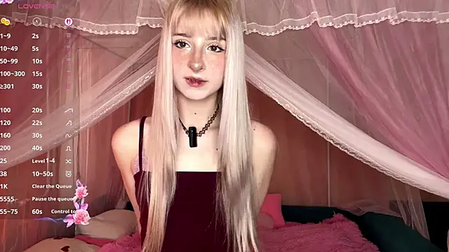 OnlyEva1 online show from April 3, 7:26 am