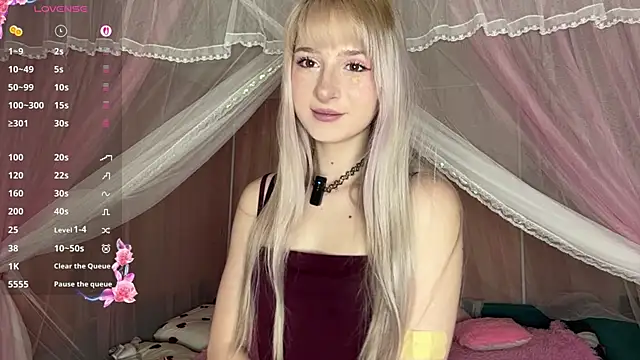 OnlyEva1 online show from April 20, 7:55 am